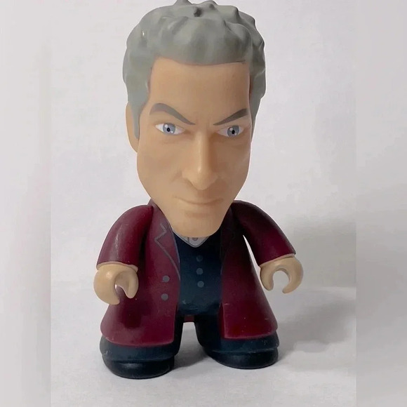 Doctor Who - Titans  Vinyl Figure - The 12th Doctor 🕶️🎸 - Picture 1 of 5